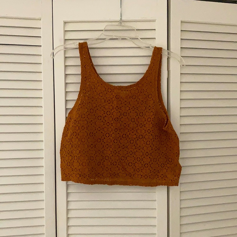 Cute Lacey crop
